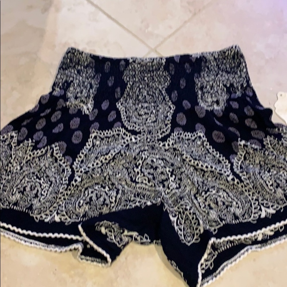 Altar’d State navy patterned flowy shorts